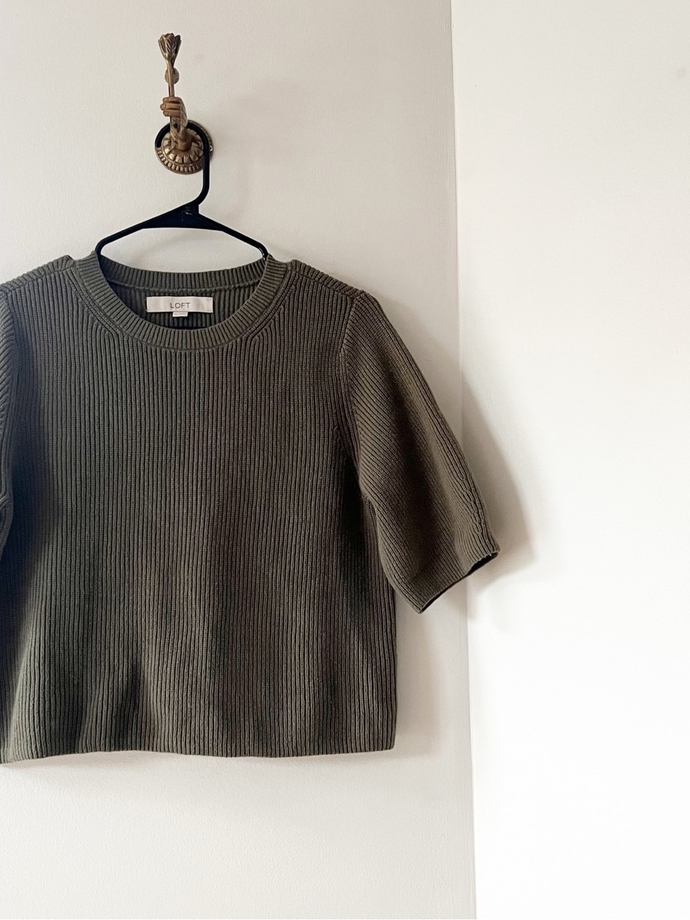LOFT Green Ribbed Knit Short Sleeve Crewneck Sweater | XS